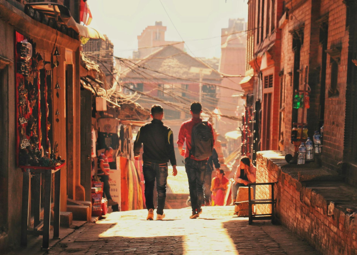 {精准防控下的城市韧性考验},上海新增4个高中风险区