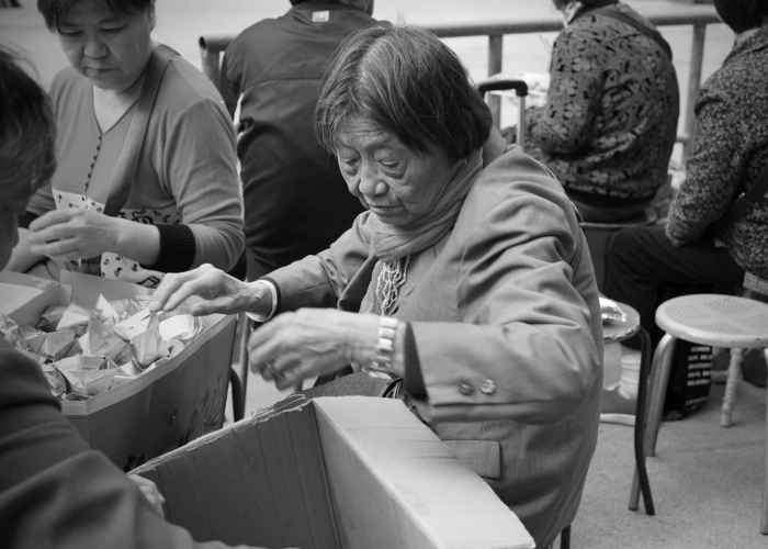 全球确诊数近10万(全球确诊超17万)