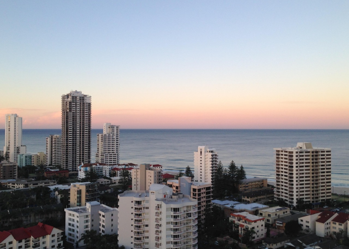 🌩️ 奥特曼与阿莫代伊拒绝牵手 印度人工智能峰会出现尴尬一幕