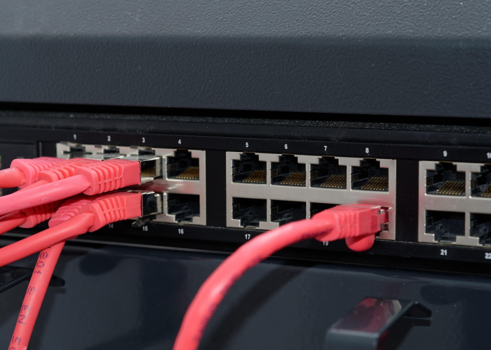 巨额备货成战略资产，雷神科技锚定双轮增长新机遇