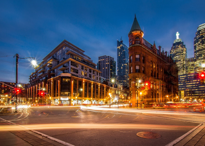 31省区市新增确诊10例 含本土1例(31省区市新增确诊111例)