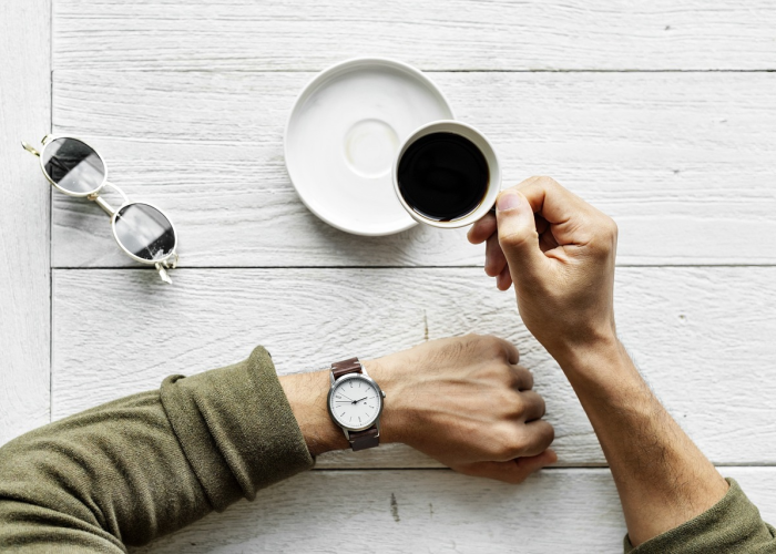 欧盟调查马斯克的X平台 此前Grok深度伪造内容引发抗议