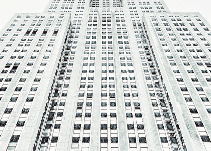 38例新增背后的草原坚守——疫情阴霾下的生命防线与人性微光