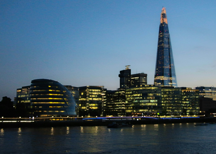 印度Sensex指数收盘上涨0.2%，报83450.96点