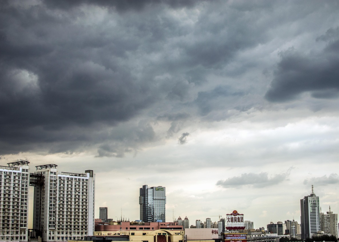 6例与一座城的守望：瑞丽边境线上的微光，照亮人类与无形对手的持久博弈