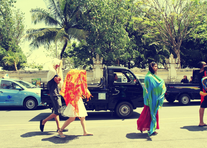 (撕夜歌词意思)，撕夜歌曲歌词